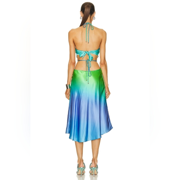 ROCOCO Elegant Green and Blue Halter Dress - Picture 2 of 6